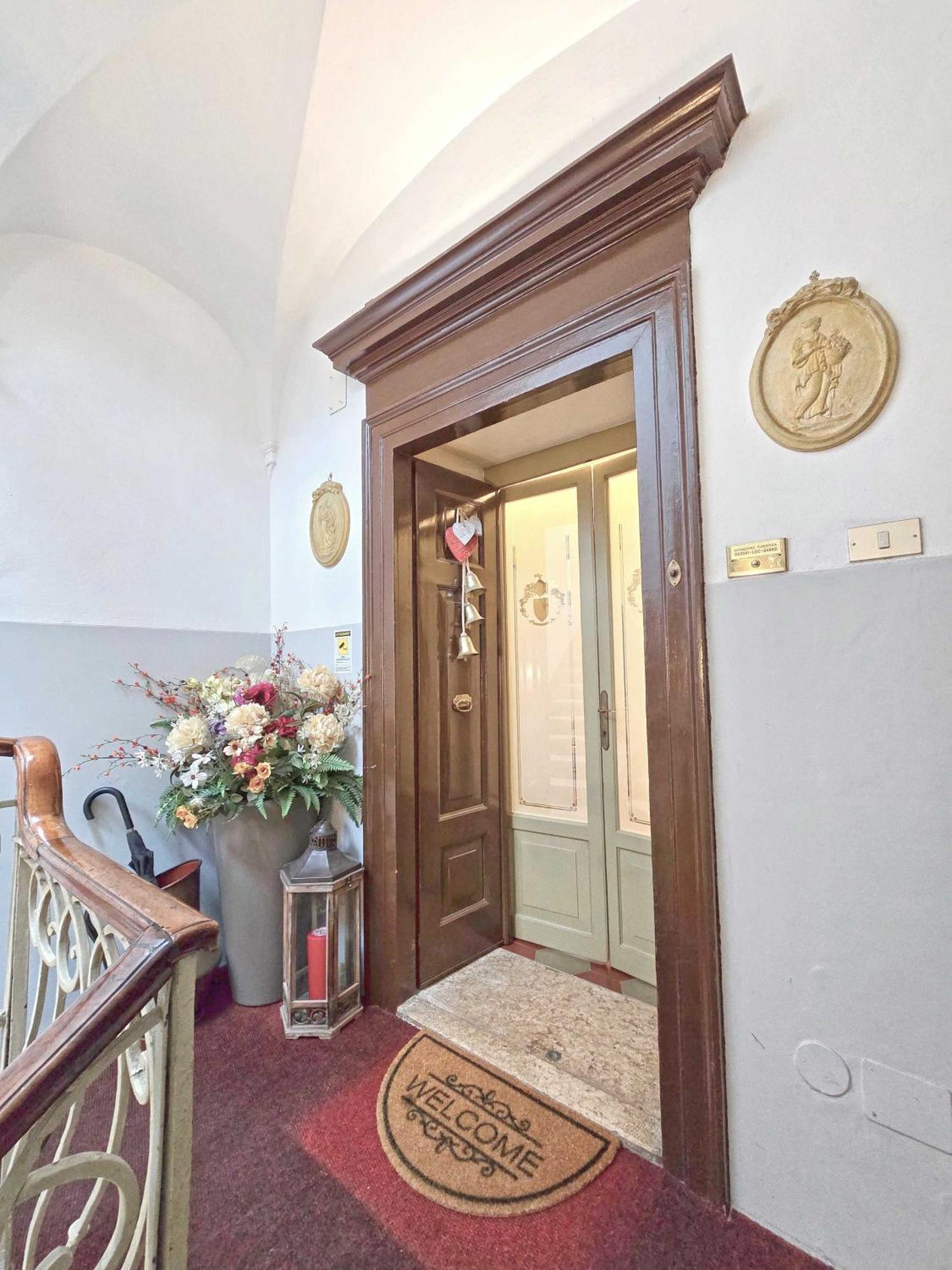Mva Madama Verona Aparments Ngoại thất bức ảnh
